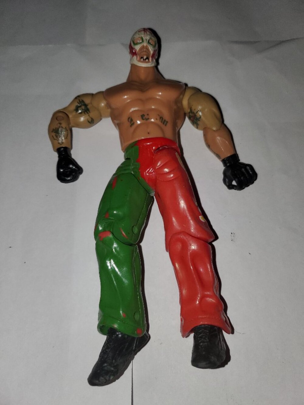 USED VINTAGE WWE WWW 2003 WRESTLING 7" REY MYSTERIO ACTION FIGURE